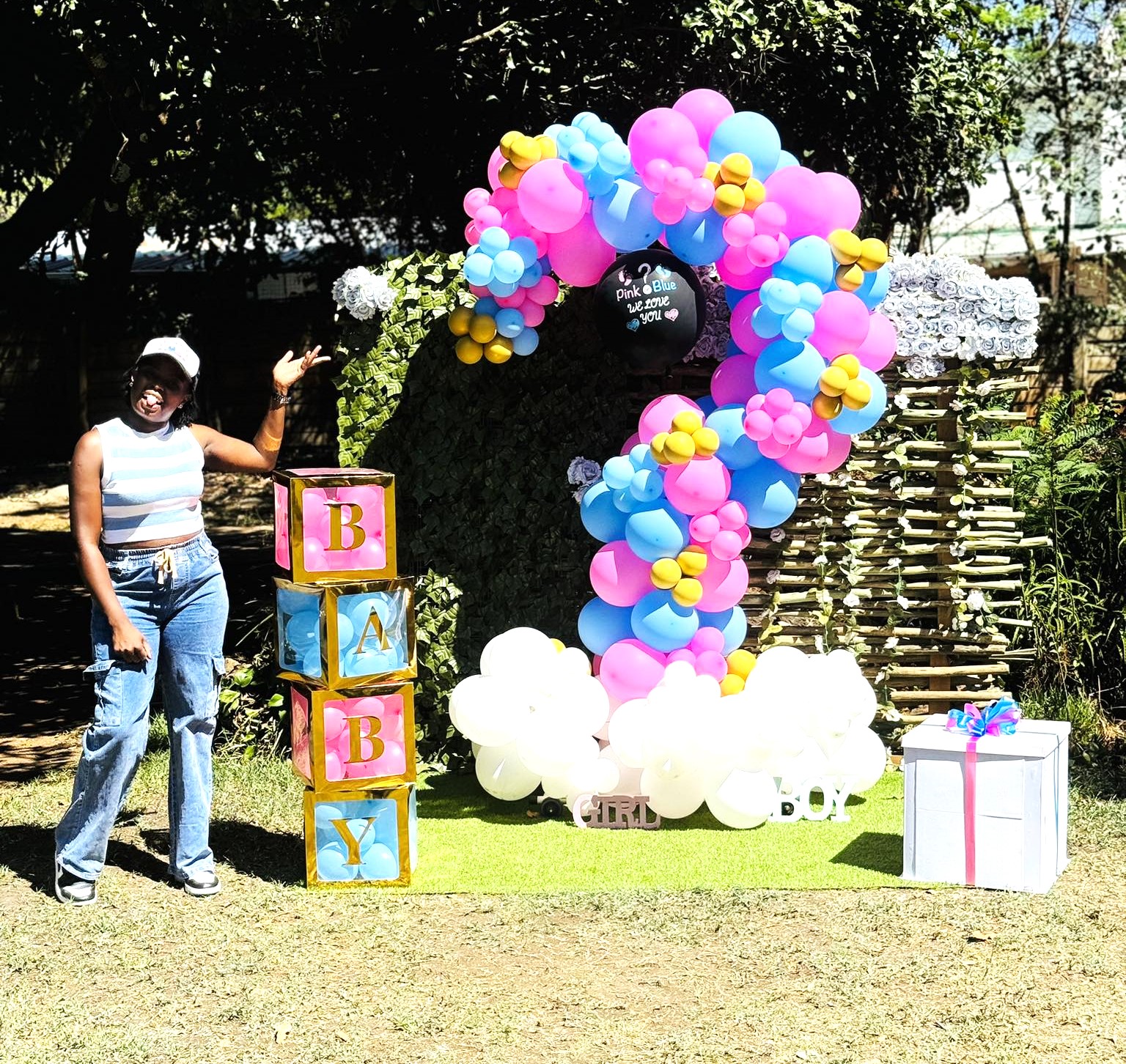 Mama Neo’s Balloon Deco